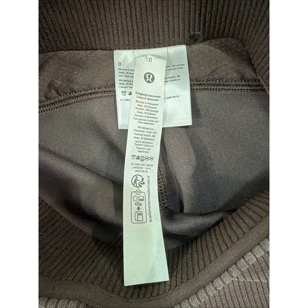 Lululemon Ribbed Softstreme Flared Pant Regular NWT Size 0 LW5GVKS Espresso ESPR